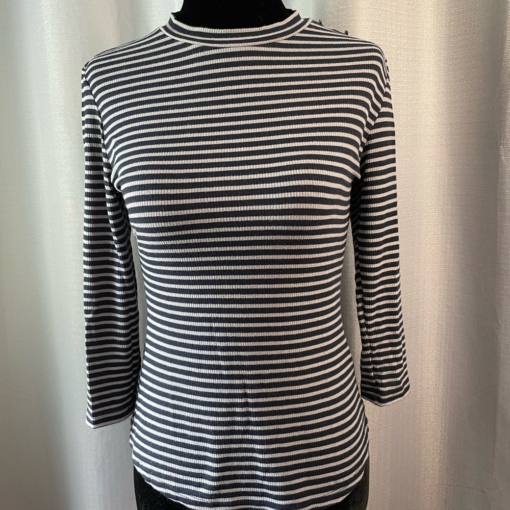 Sweet Wanderer Striped Navy and Gray Women's Top 3/4 sleeve size small